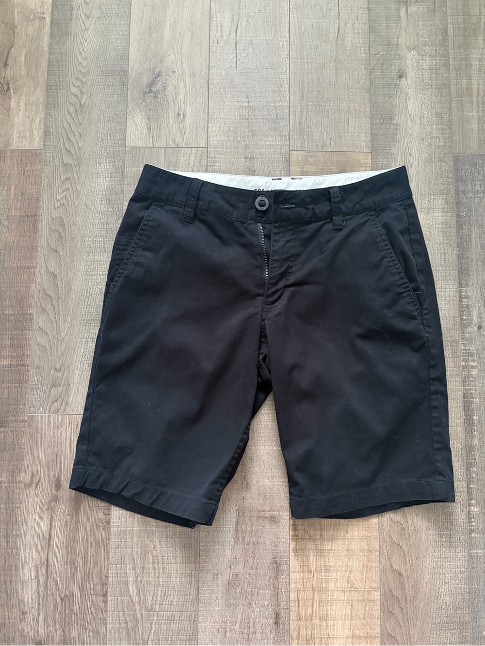 Fox Men’s Black Flat-Front Casual Shorts